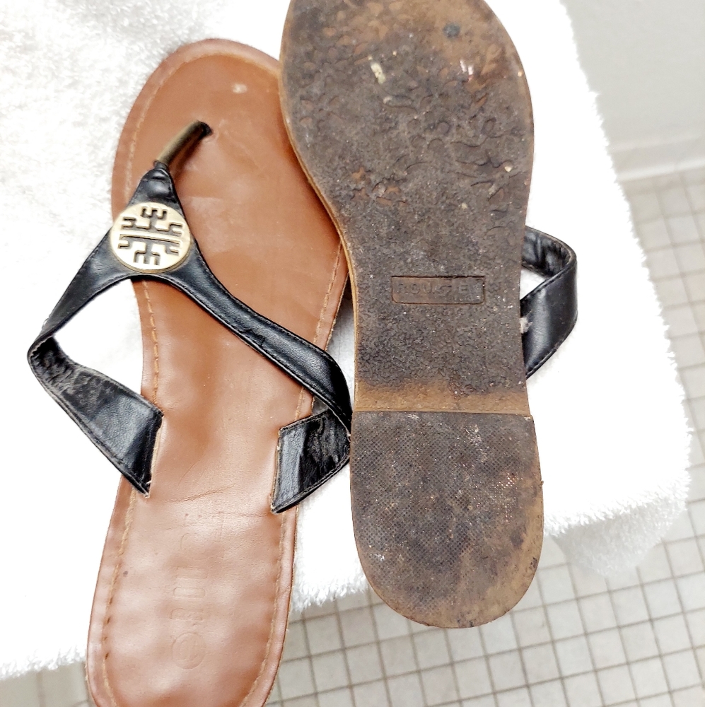 2pc Rouge thong sandals bundle - Picture 4 of 5